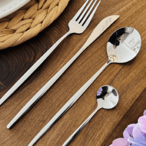 Juego de Cubiertos Plateados 24 Piezas