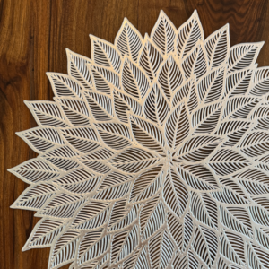 Individual Plateado Circular Lavable Hojas